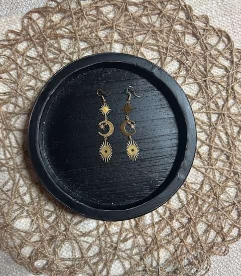 Sunbringer of the Ever- Gold  Earrings Set (Event Preorder)